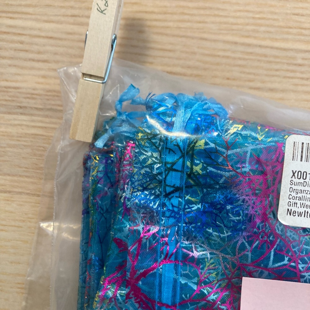 Colorful Drawstring‎ Pouches - Picture 4 of 4
